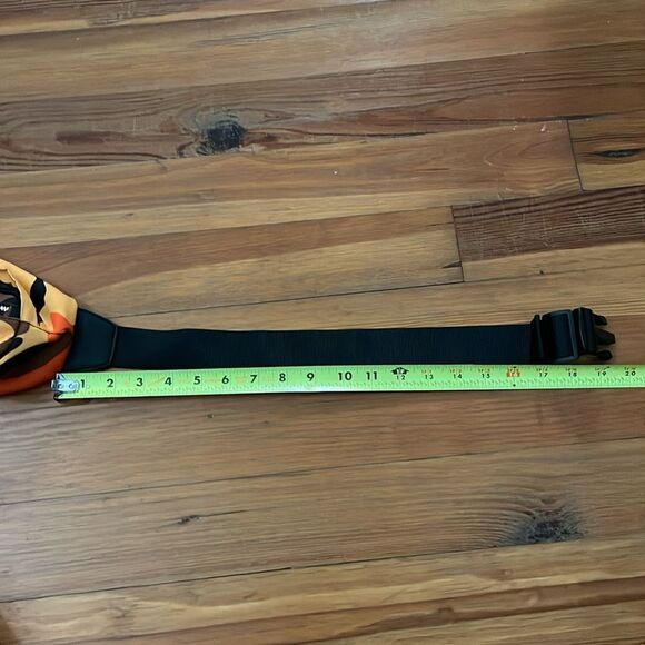 Like Dreams Orange Camo Print Belt Bag Fanny Pack Waist Pack Unisex - Picture 10 of 10